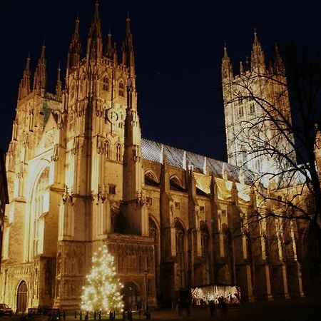 Canterbury Getaway With Ensuite Buitenkant foto