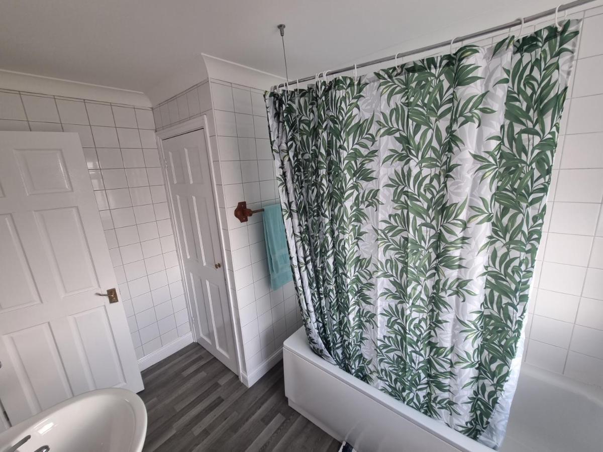 Canterbury Getaway With Ensuite Buitenkant foto