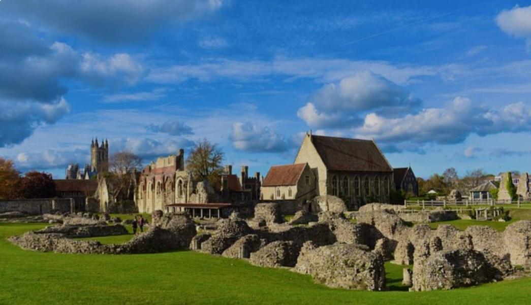 Canterbury Getaway With Ensuite Buitenkant foto